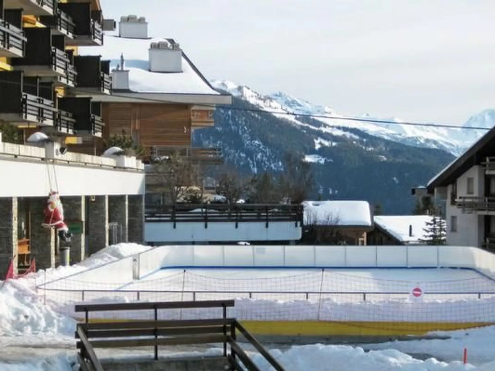 Ski-in Wohnung in Anzere mit Parkplatz-Outside
