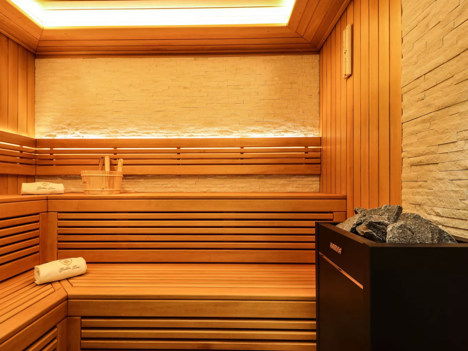 Villa Goldener Löwe-Drinnen