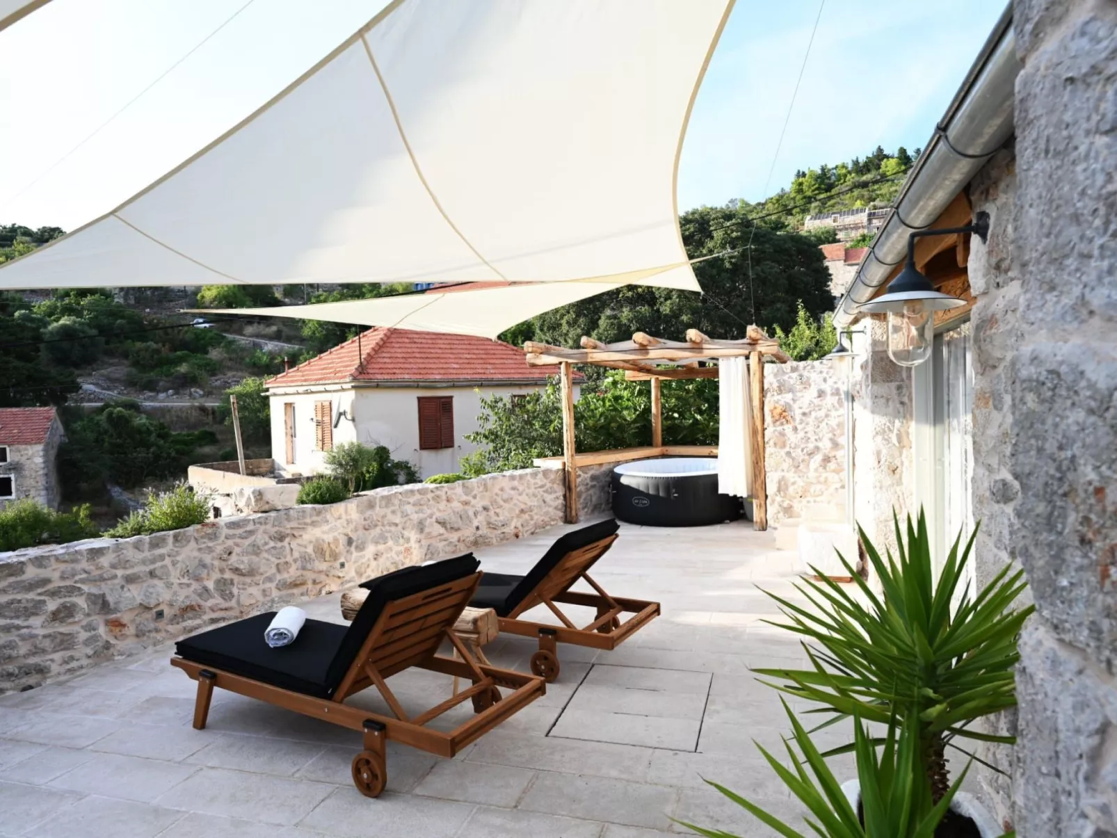 Charmantes traditionelles Steinhaus Villa Teza Hvar-Draußen