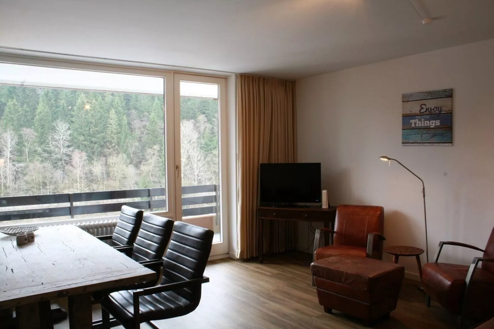 Apartment In der Büre B-Dining room