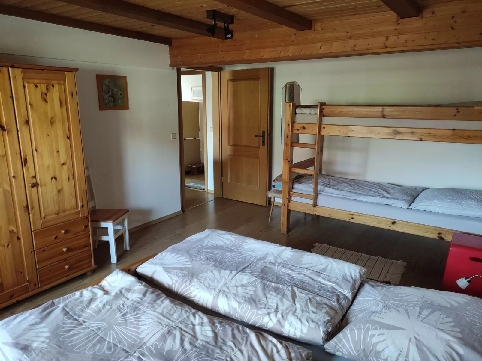 Hof- Ferienwohnung-Inside