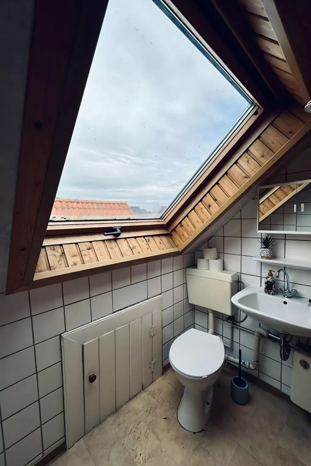 Apartment OchtrUP II-Image-tags.info