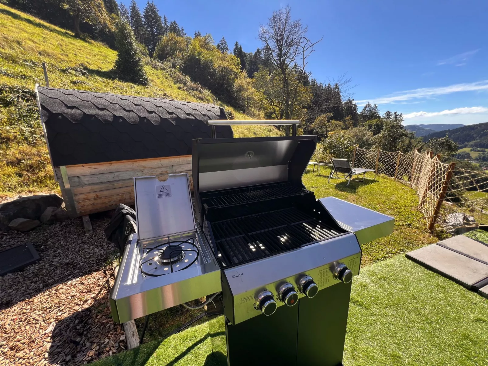 FeWo mit Whirlpool und Fass-Sauna im Schwarzwald-Outside