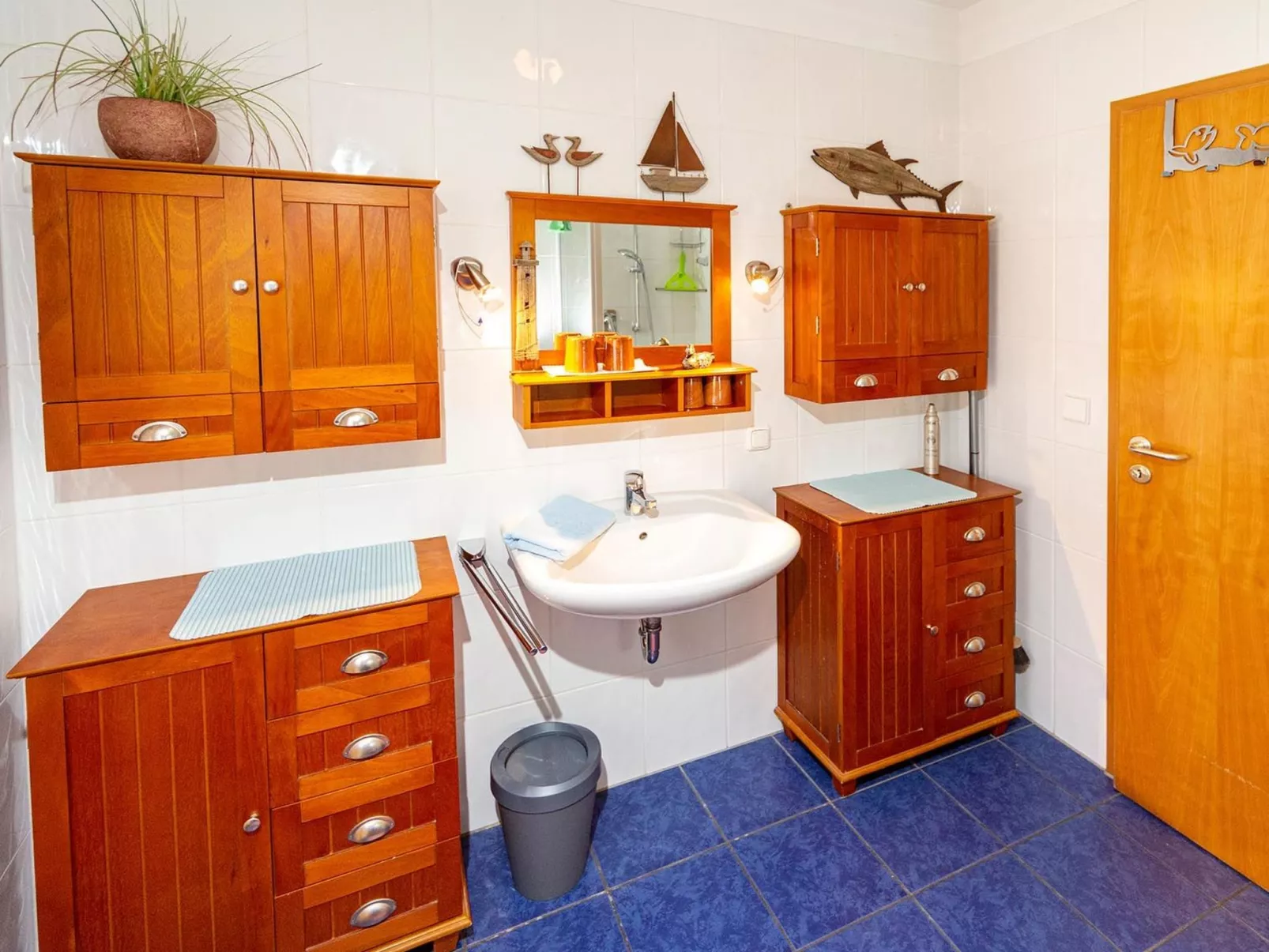 Am Bodensee mit Garten und Terrasse-Inside