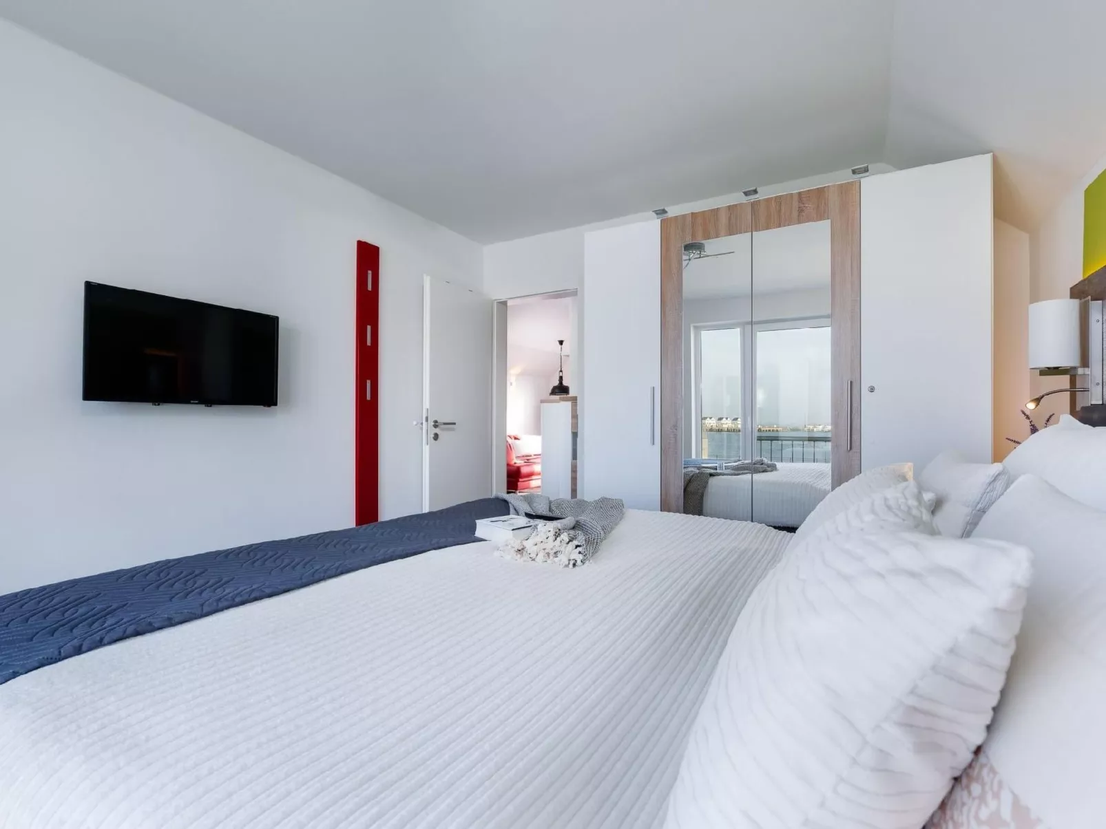 Fewo Kapitän James Cook, E-Ladesäule, Wasserbett-Drinnen