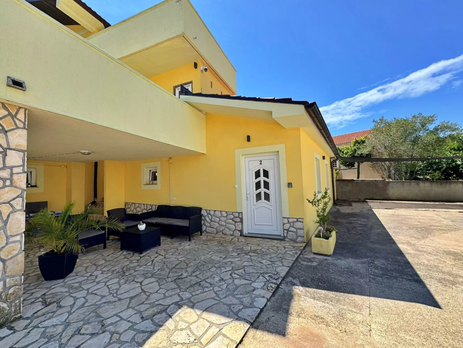 Apartment TOP 2-Image-tags.info