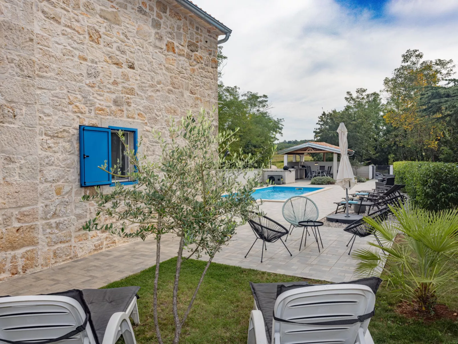 Villa Allegra-Draußen