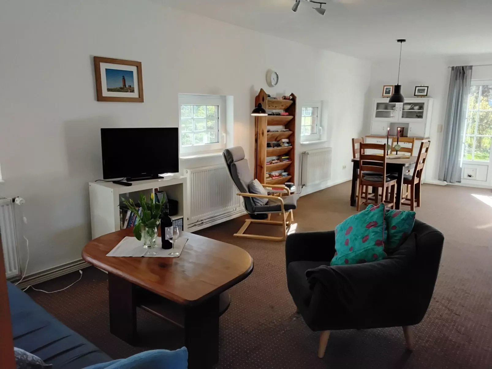 Auf zwei Etagen mit Gartennutzung-Drinnen