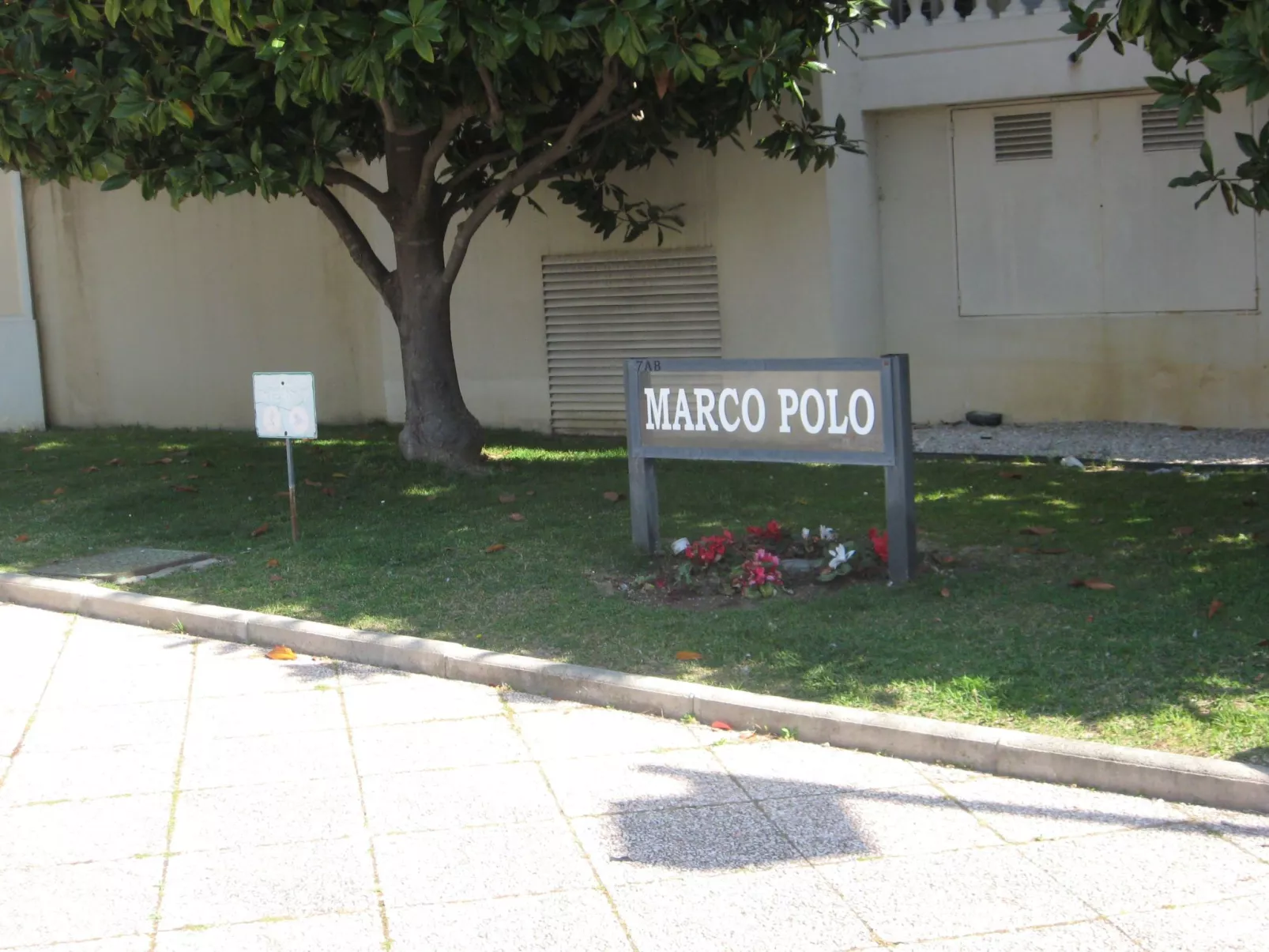 Wohnheim Marco Polo-Draußen