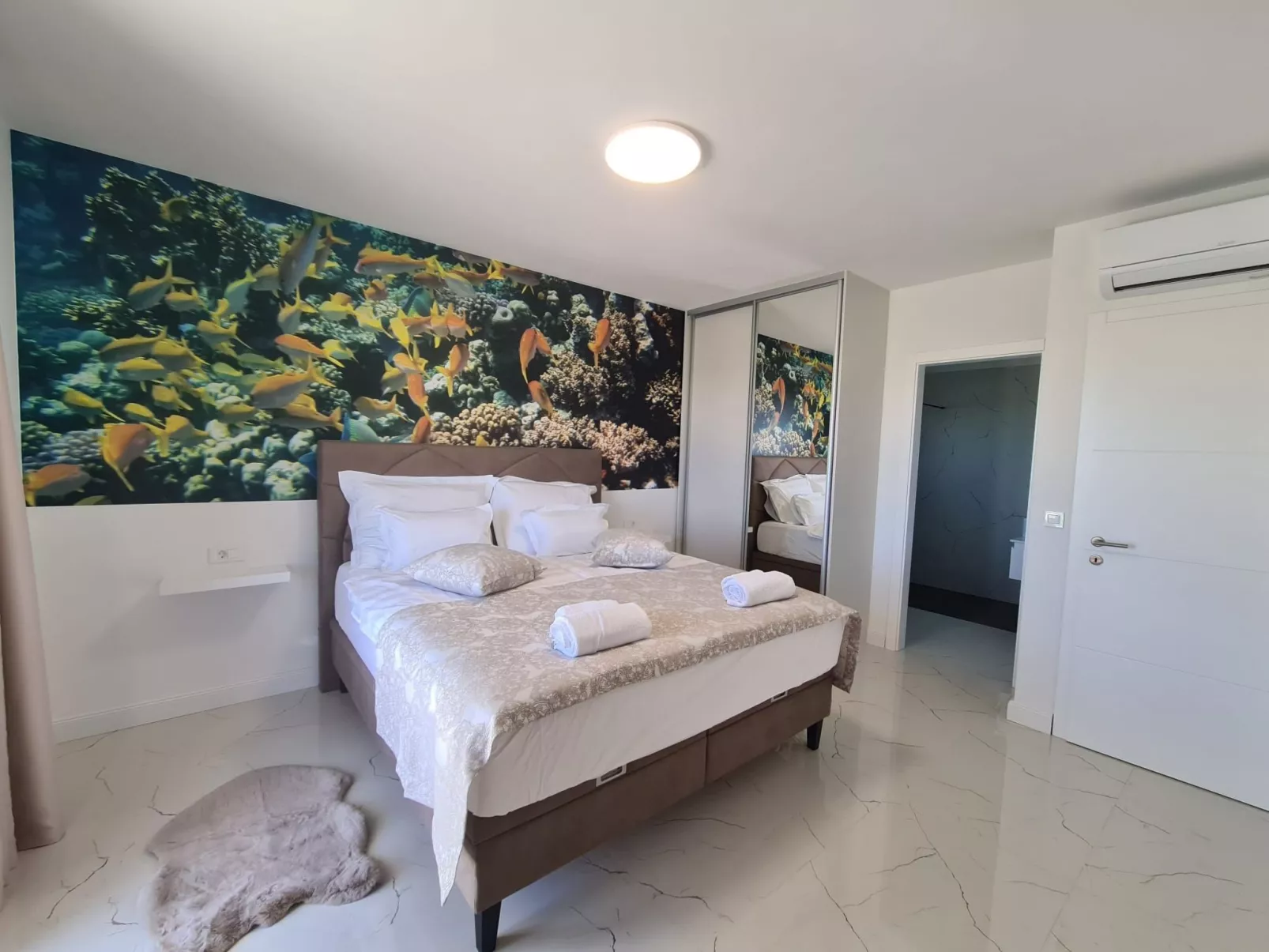 Neue Villa Angelo mit Sauna und beheiztem Pool-Inside