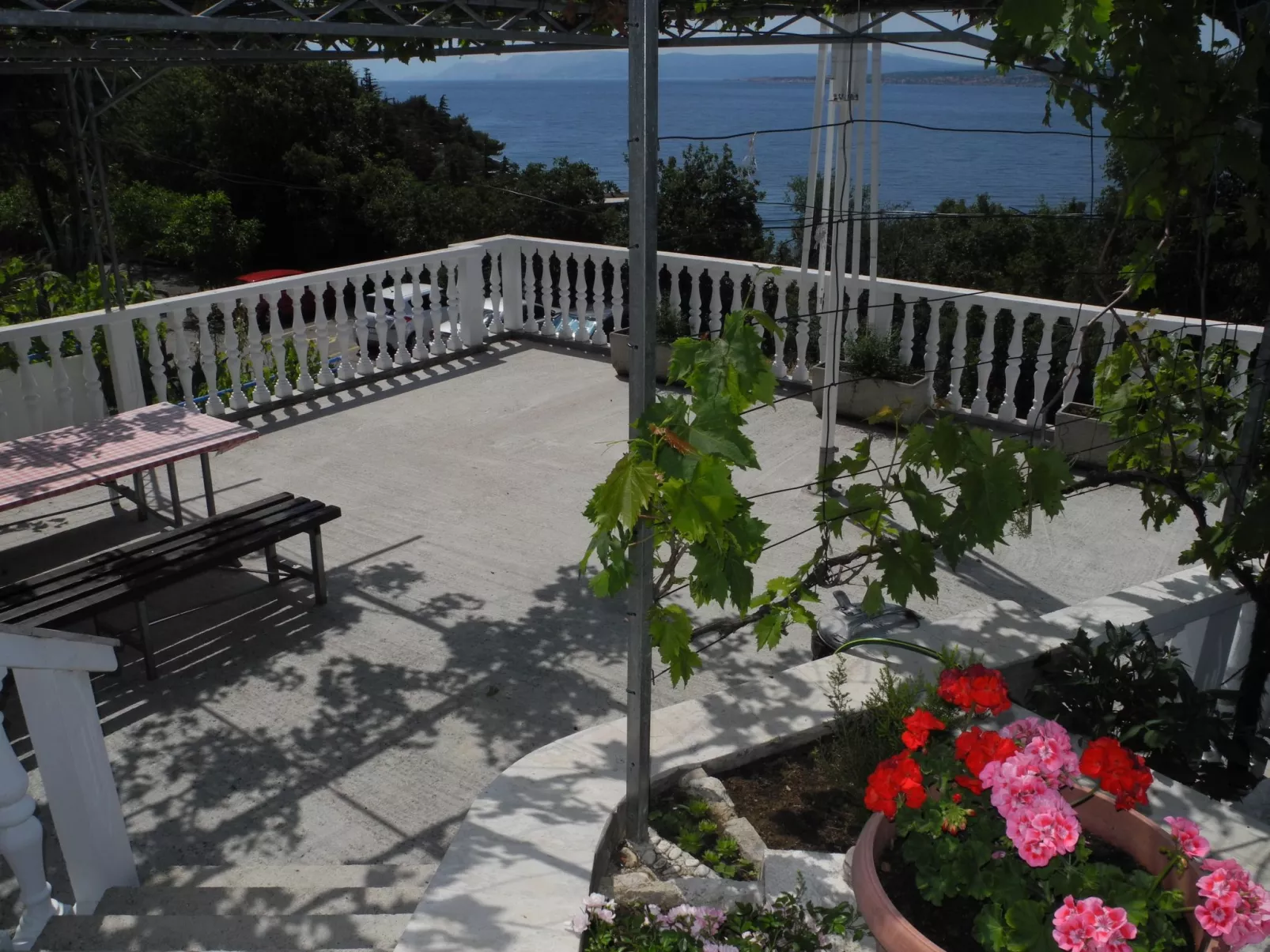 Wunderschöne Wohnung in Dramalj 70m vom Meer entfernt - Outside