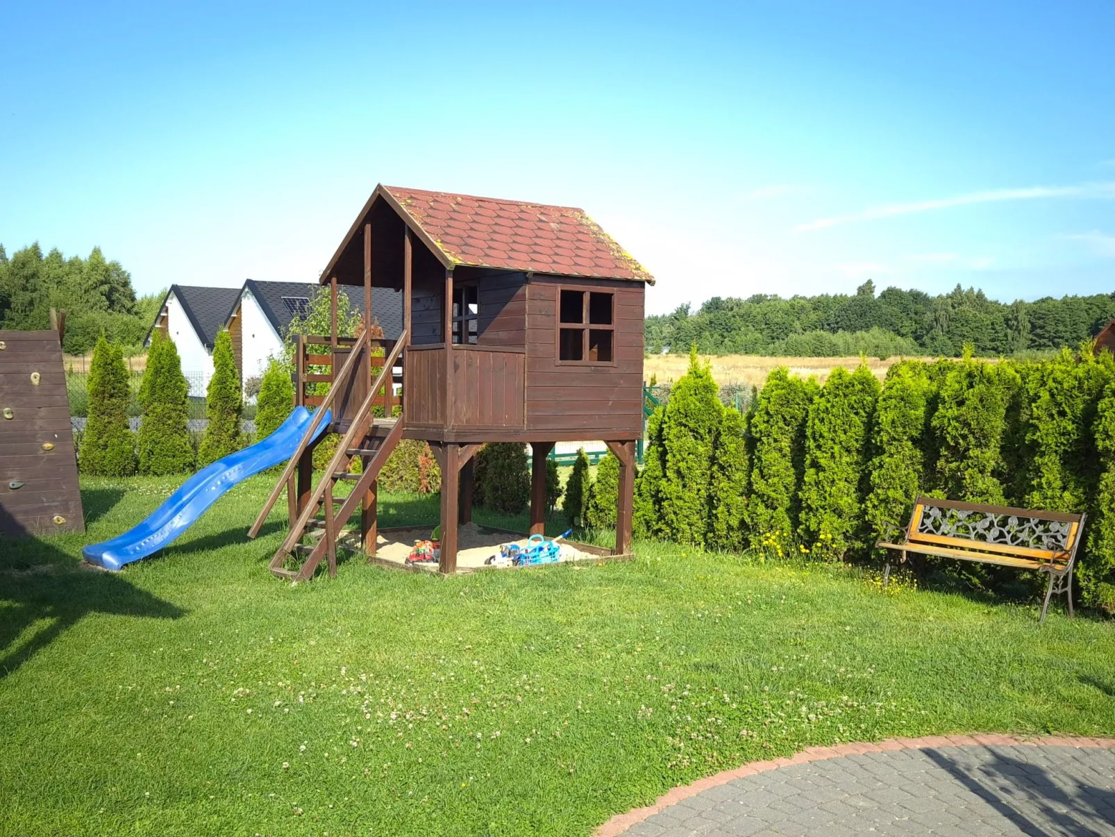 Mit Infinity-Pool-Outside