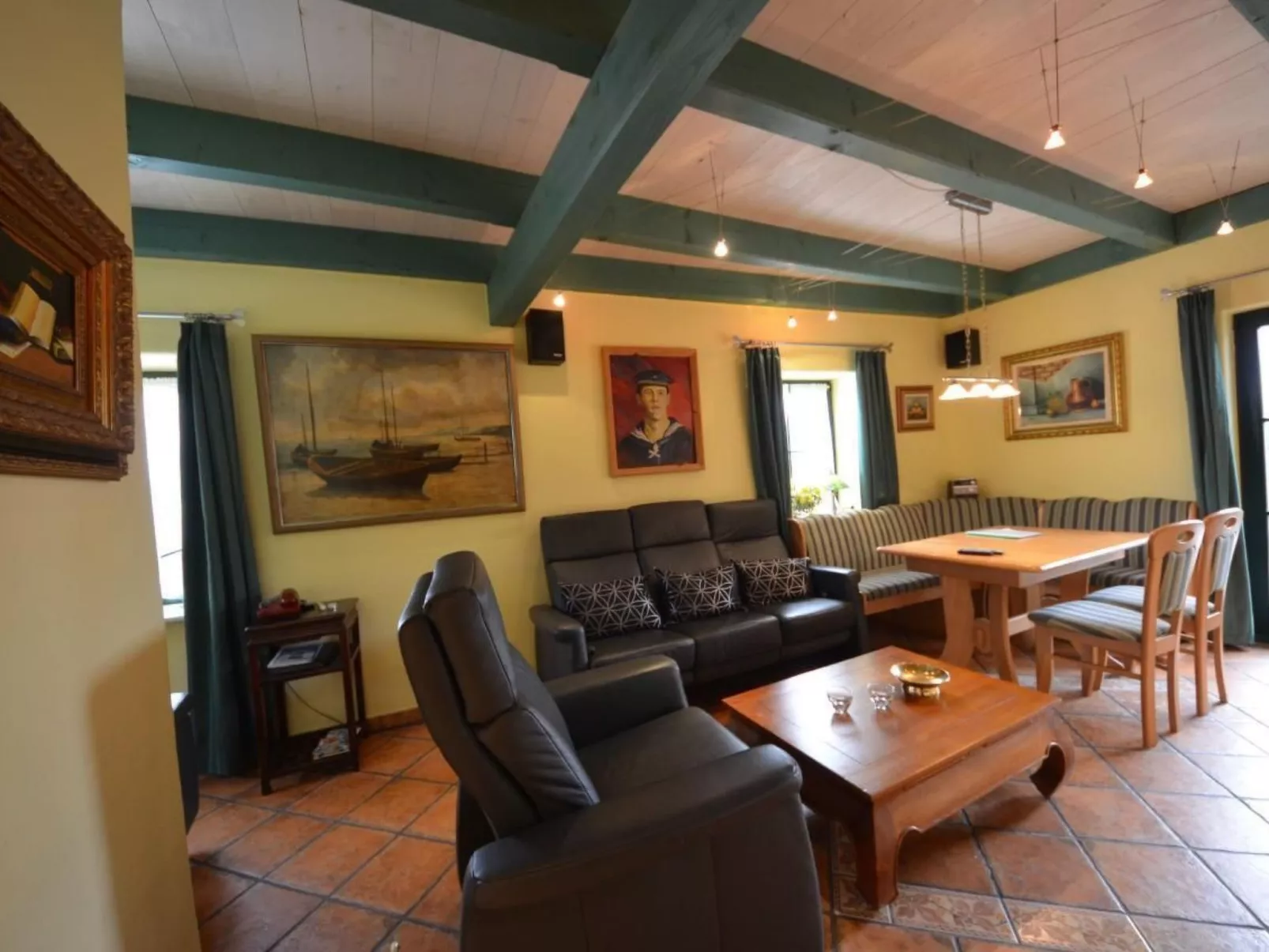 Kapitänshaus-Drinnen