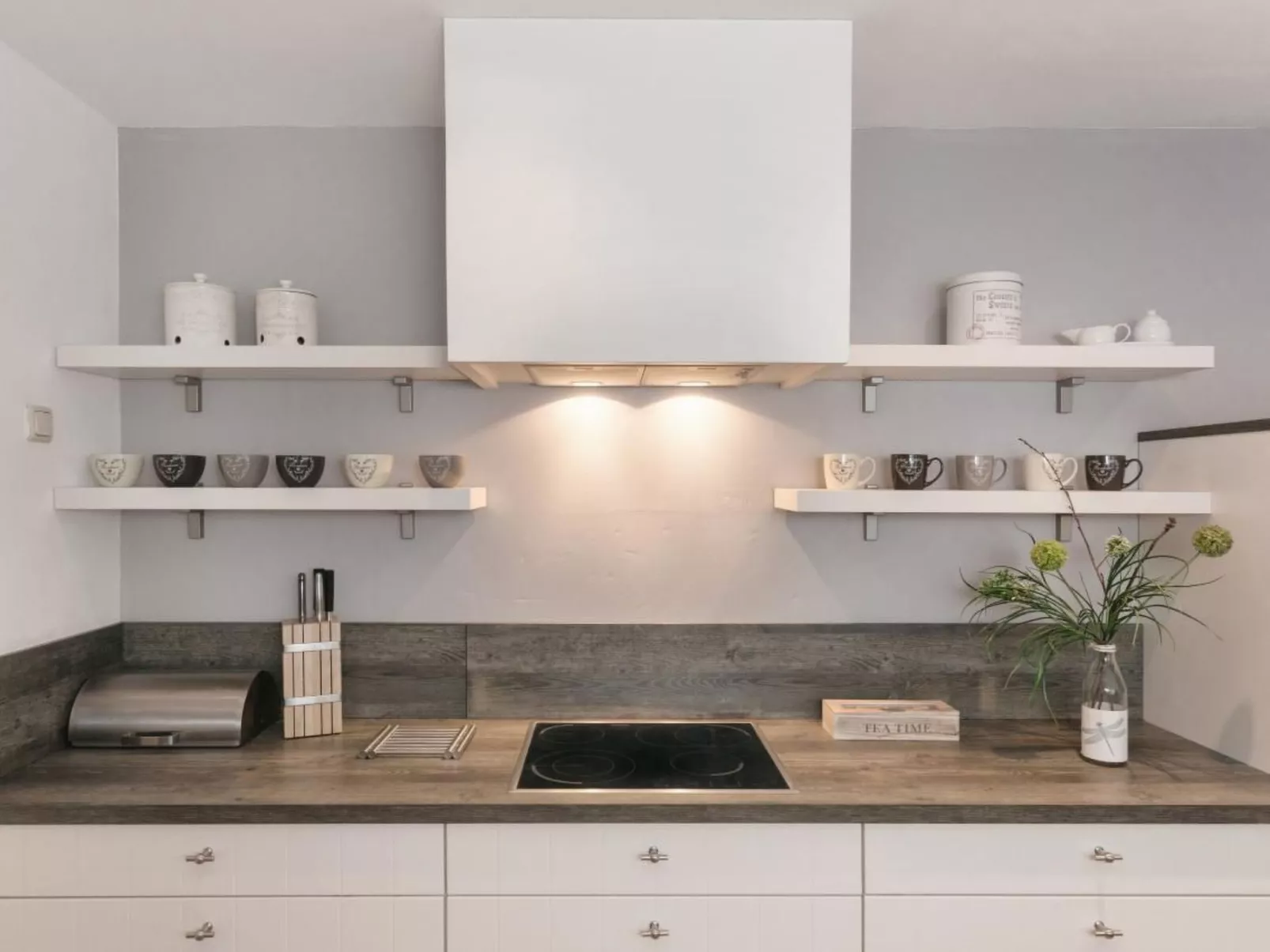 Villa mit Garten, Grill und Terrasse-Inside