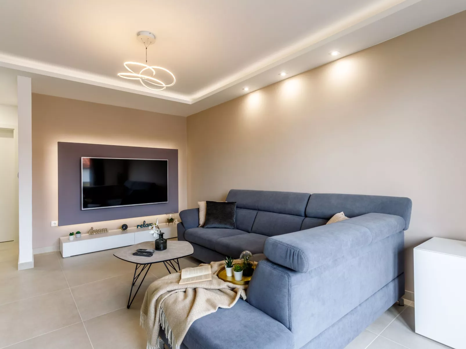 "Villa Tango2" mit Blick auf das Wasser-Drinnen