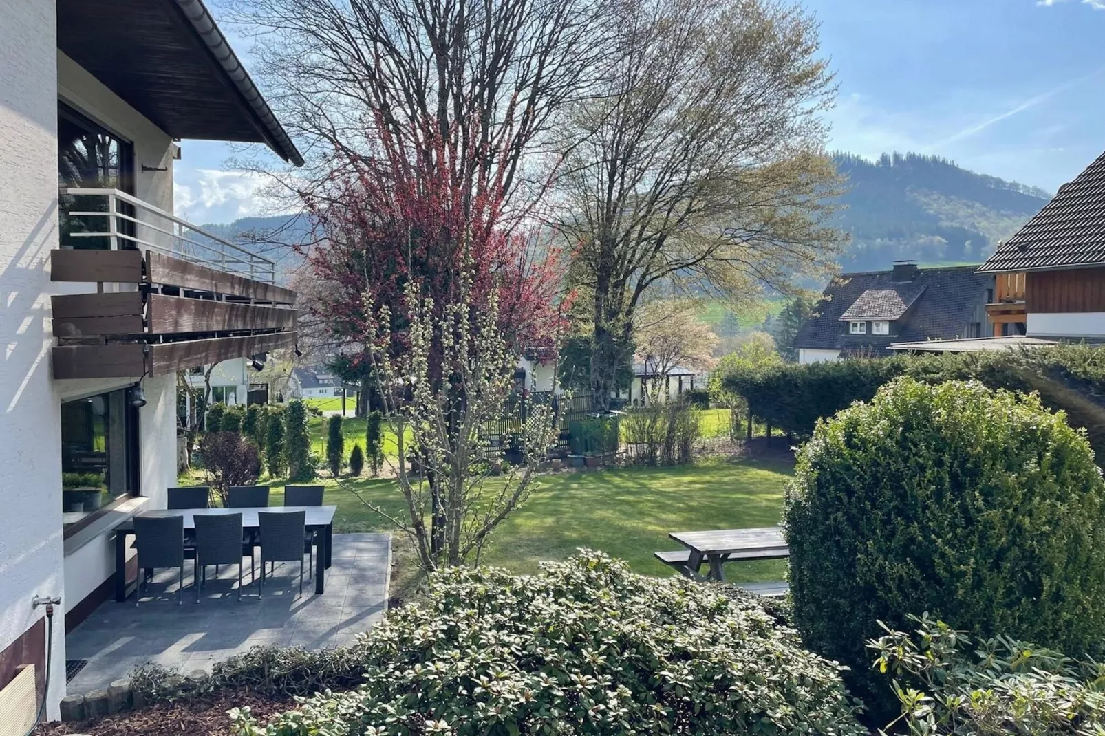 Apartment Auf der Platte 3-Gärten Sommer