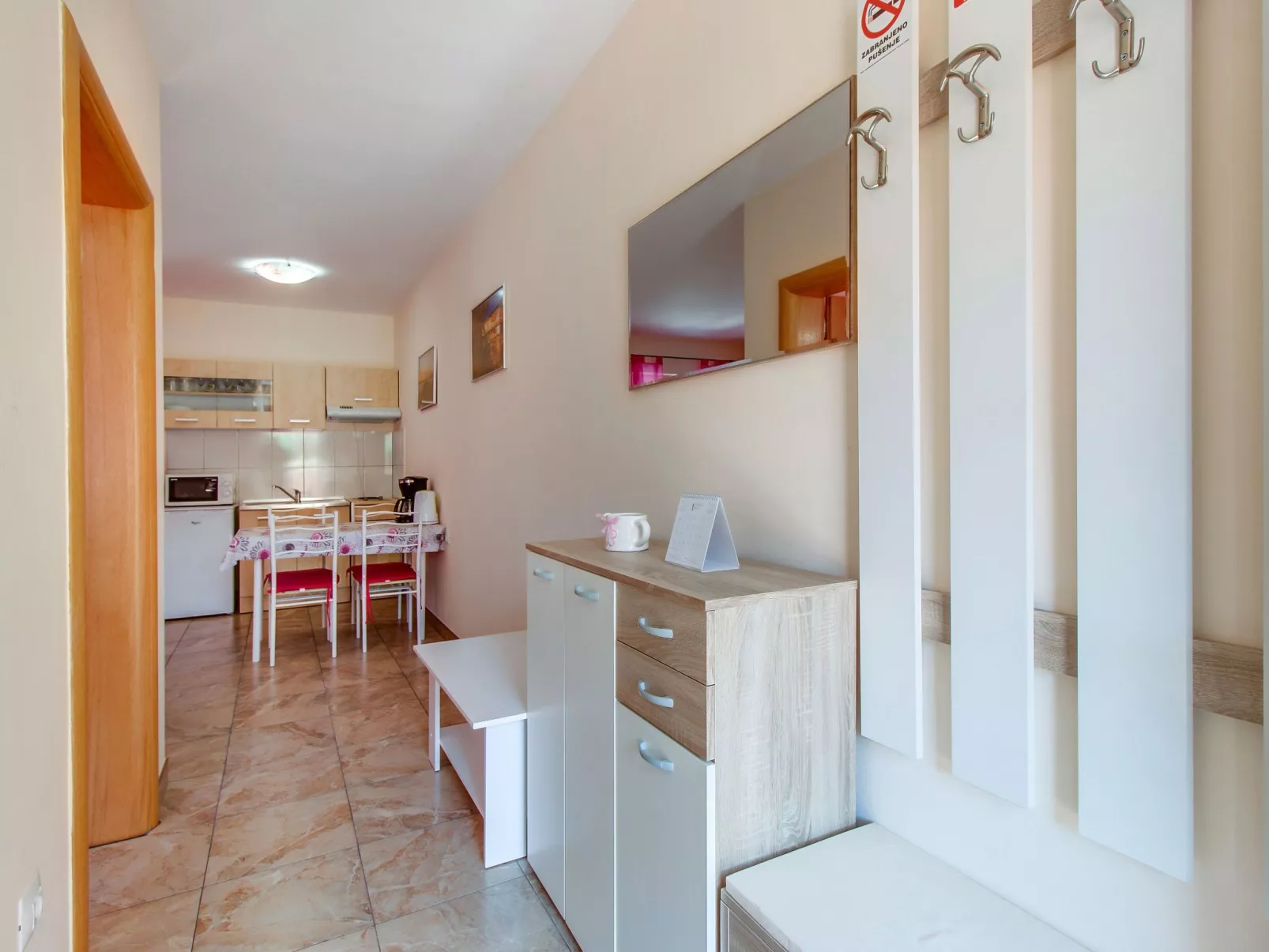 Für 2 Personen ca. 40 m&sup2; in Veli Lošinj, Adriaküste Kroatien (Kroatische I-Inside