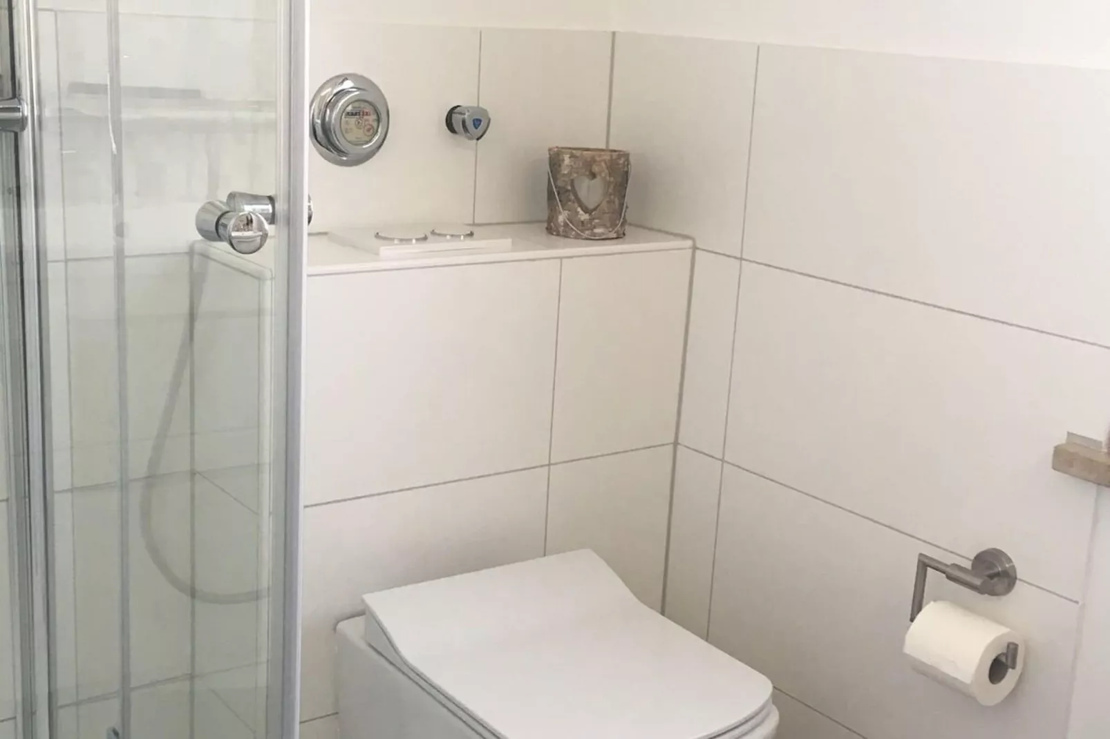 Am Roten Kreuz 11 Züschen-Bathroom