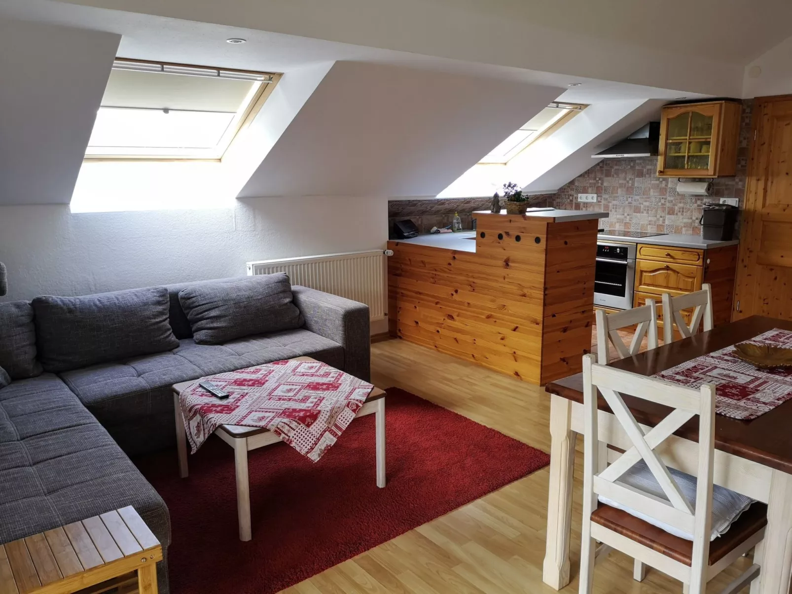 Haus Maria Hochschwarzwald, Garten umzäunt, Wald-Inside