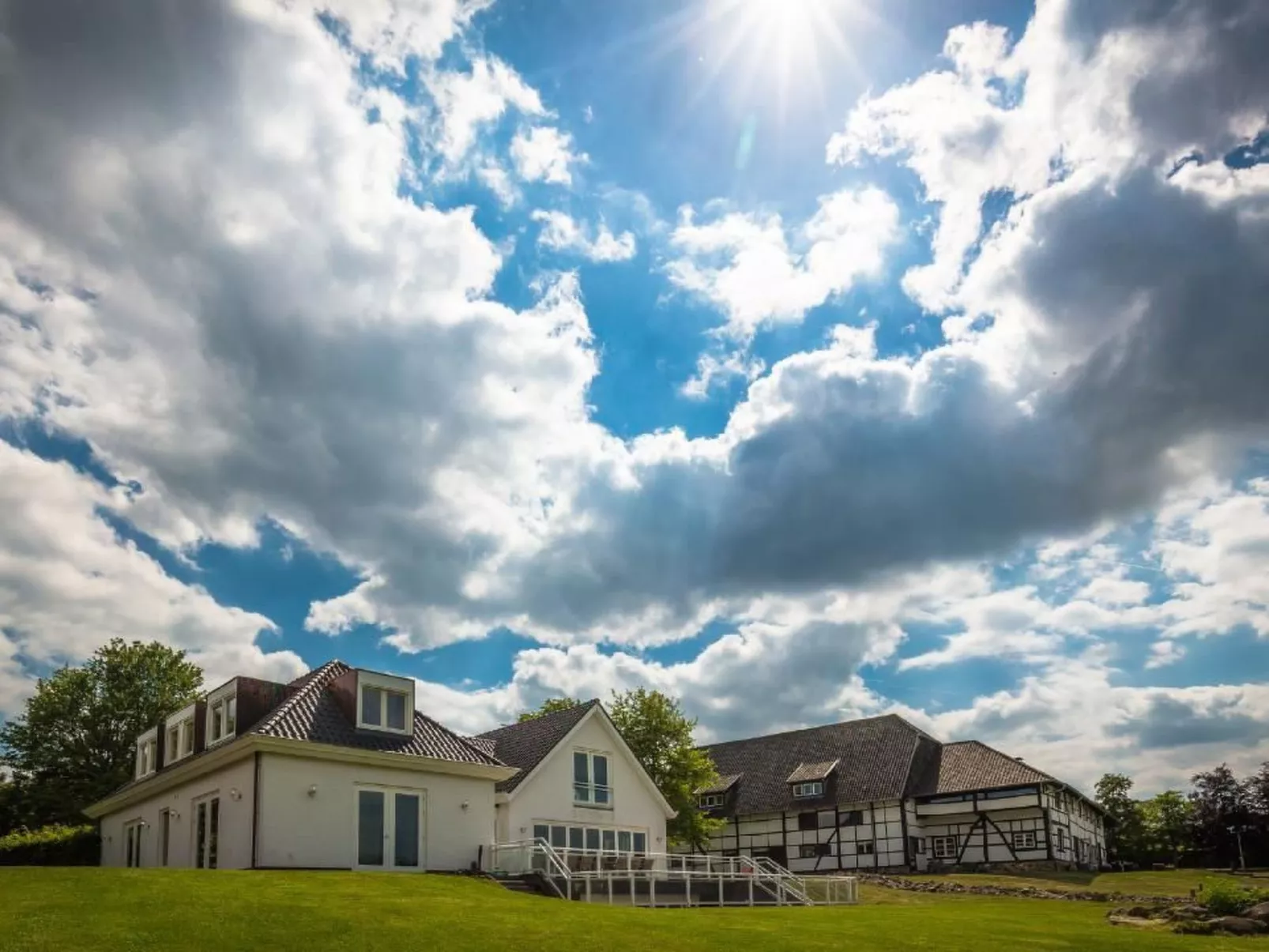 Geräumiges Ferienhaus in Mechelen mit-Outside