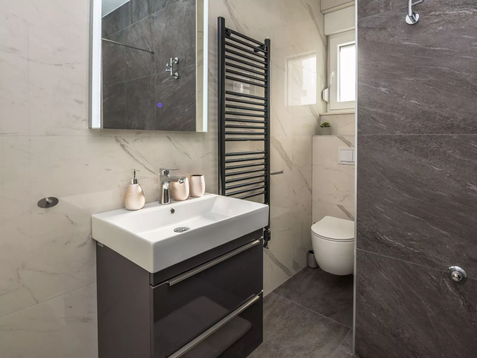 Wohnung mit Meerblick Glamour Vir - Agentur TA Leut-Dedans