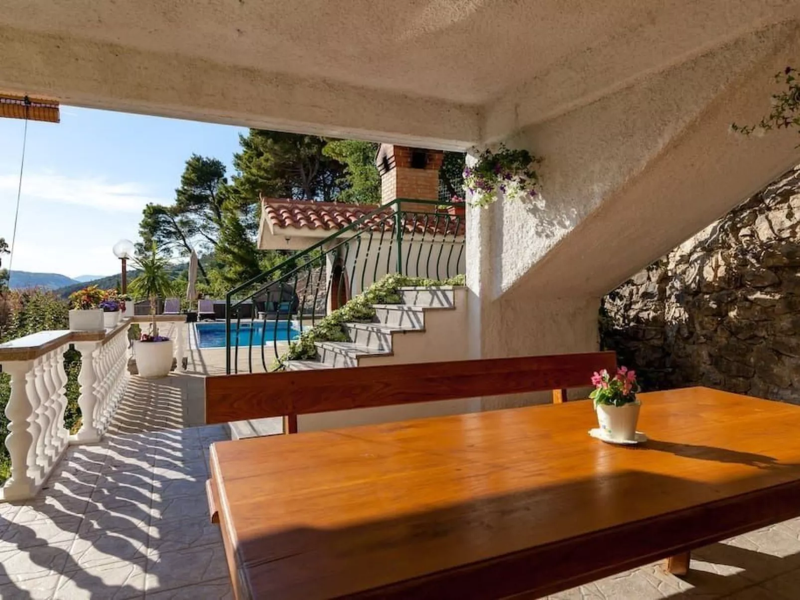 Privatwohnung mit Jacuzzi und Schwimmbad-Draußen