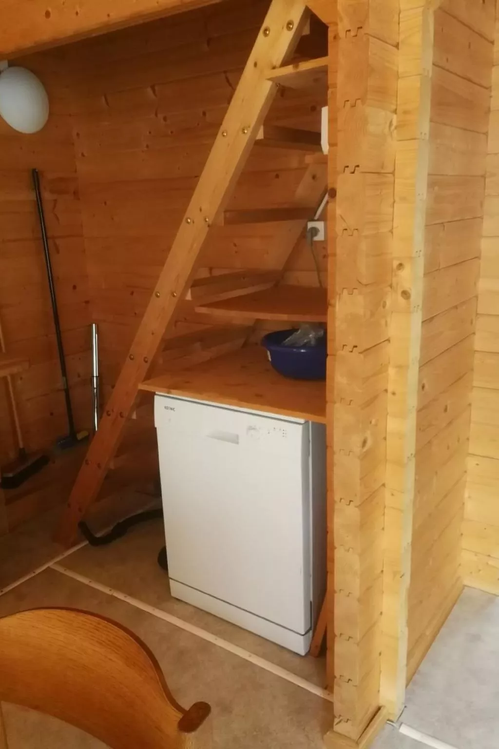 Chalet/ Blockhaus auf Camping-Drinnen