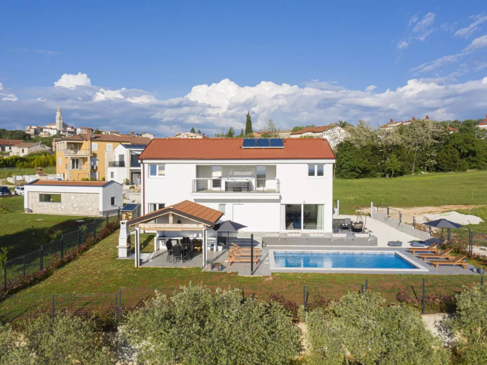 Villa Euphoria mit Pool, Sauna und Whirlpool-Outside