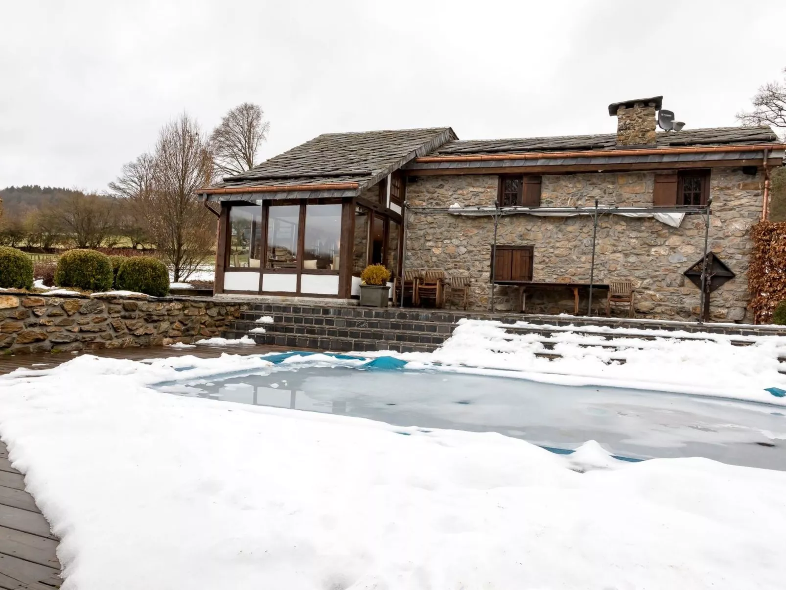 Villa "Spineux" Schwimmbäder/Whirlpool/Sauna 11pers-Draußen