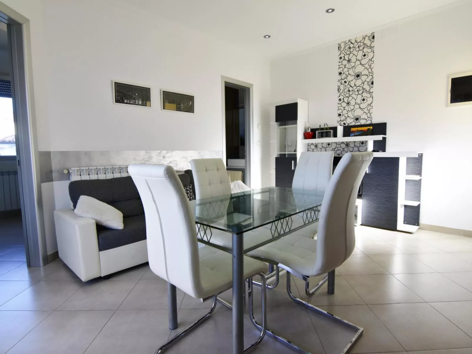 INES-Image-tags.info