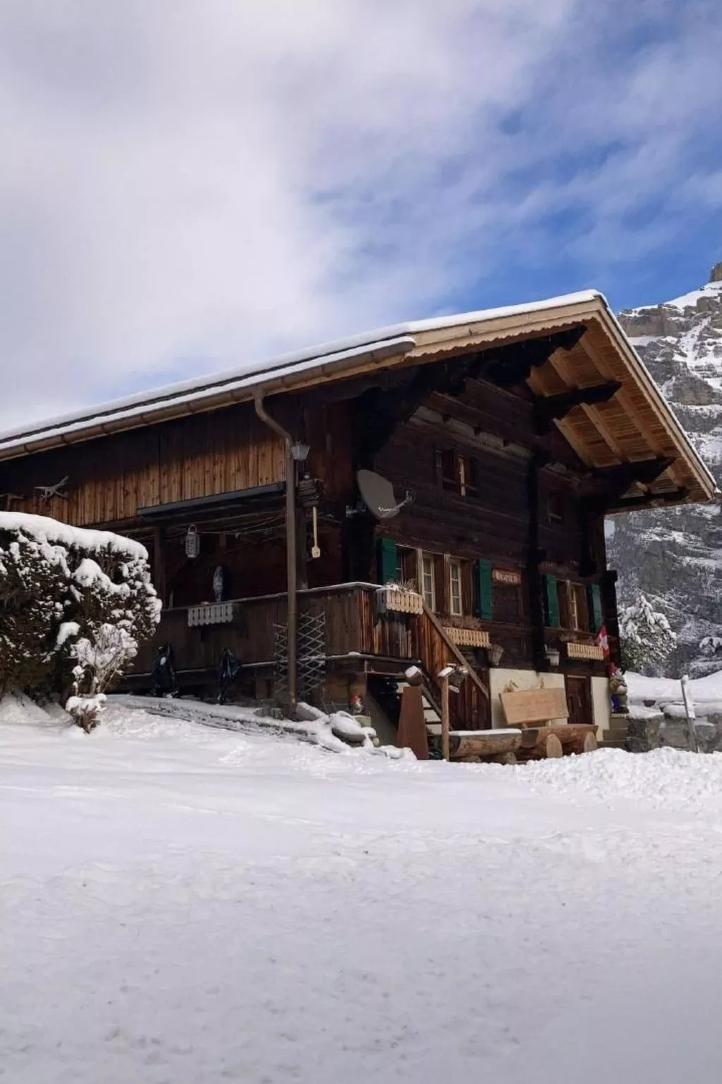 Mit Bergblick-Dehors