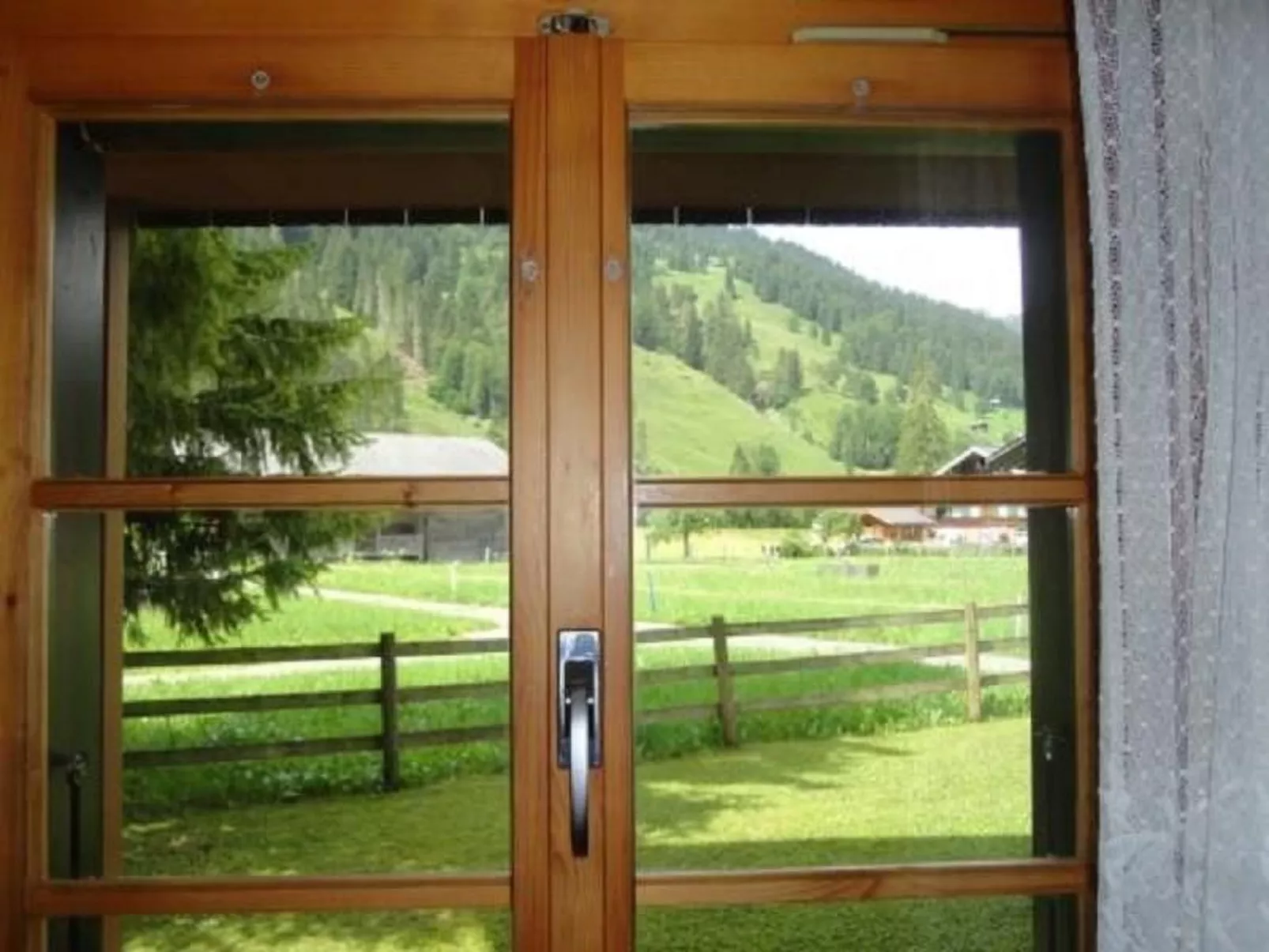 Chalet mit Bergblick-Dedans