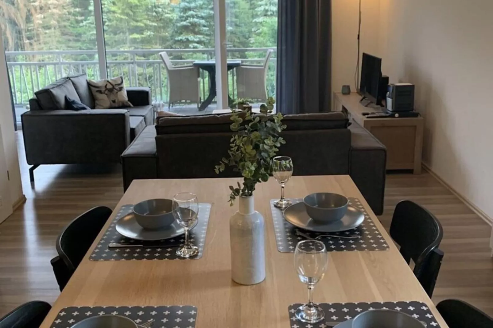 Apartment Rothaarsteig-Dining room