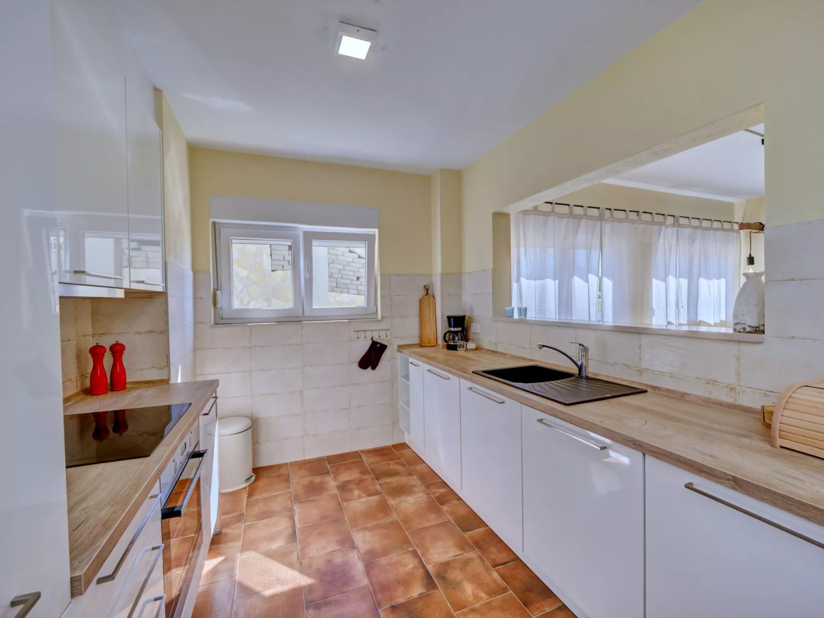 Anovi Holiday Home 1 - Haus mit zwei Schlafzimmern-Dedans