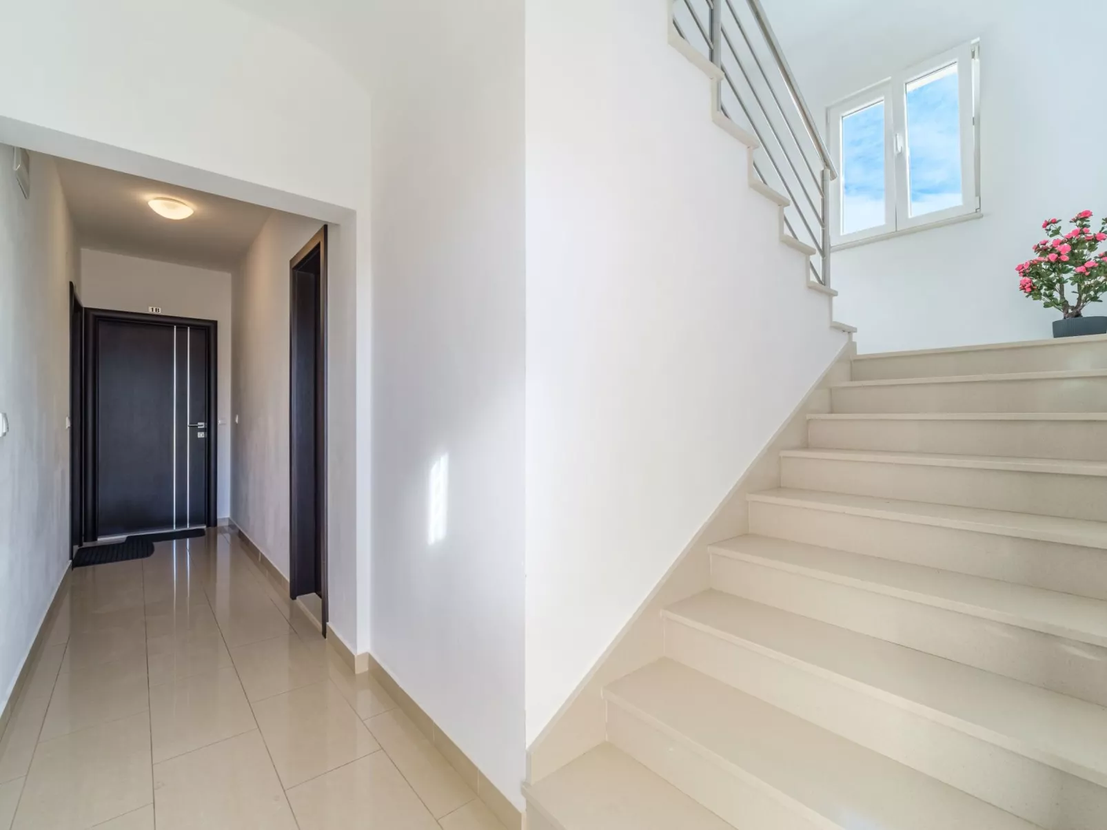 Für 5 Personen ca. 42 m&sup2; in Supetar, Adriaküste Kroatien (Kroatische Insel-Drinnen