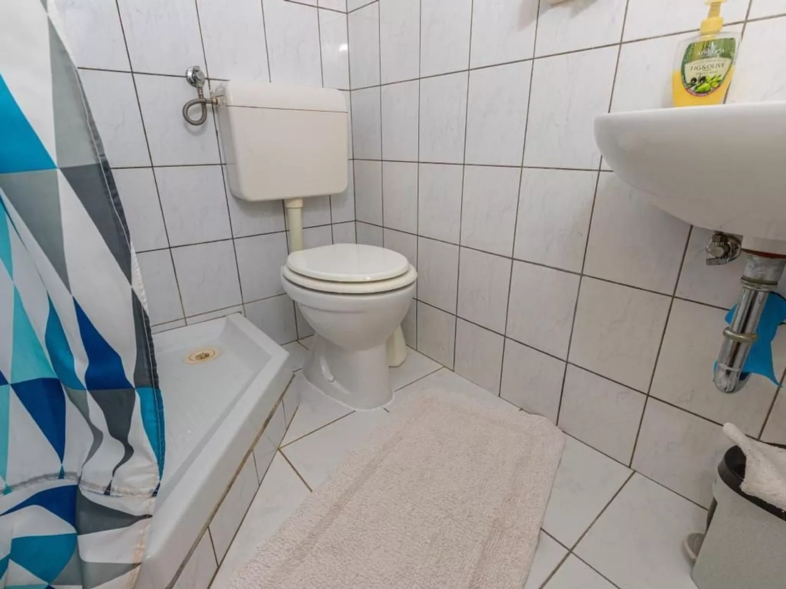 In Dramalj mit Kleiner Terrasse-Dedans