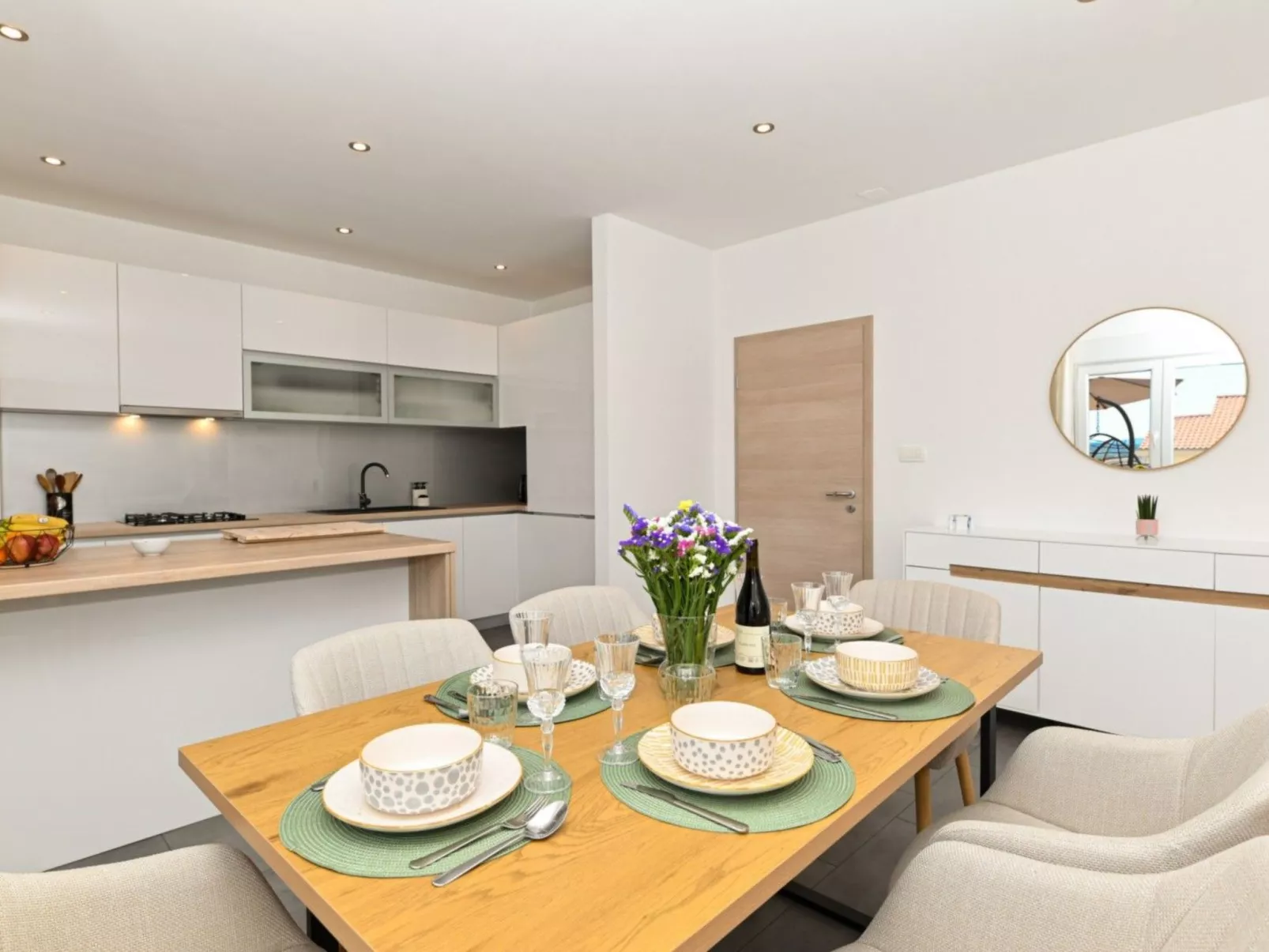 Charmante 2-Zimmer-Wohnung in der Nähe der Altstadt von Trogir-Drinnen