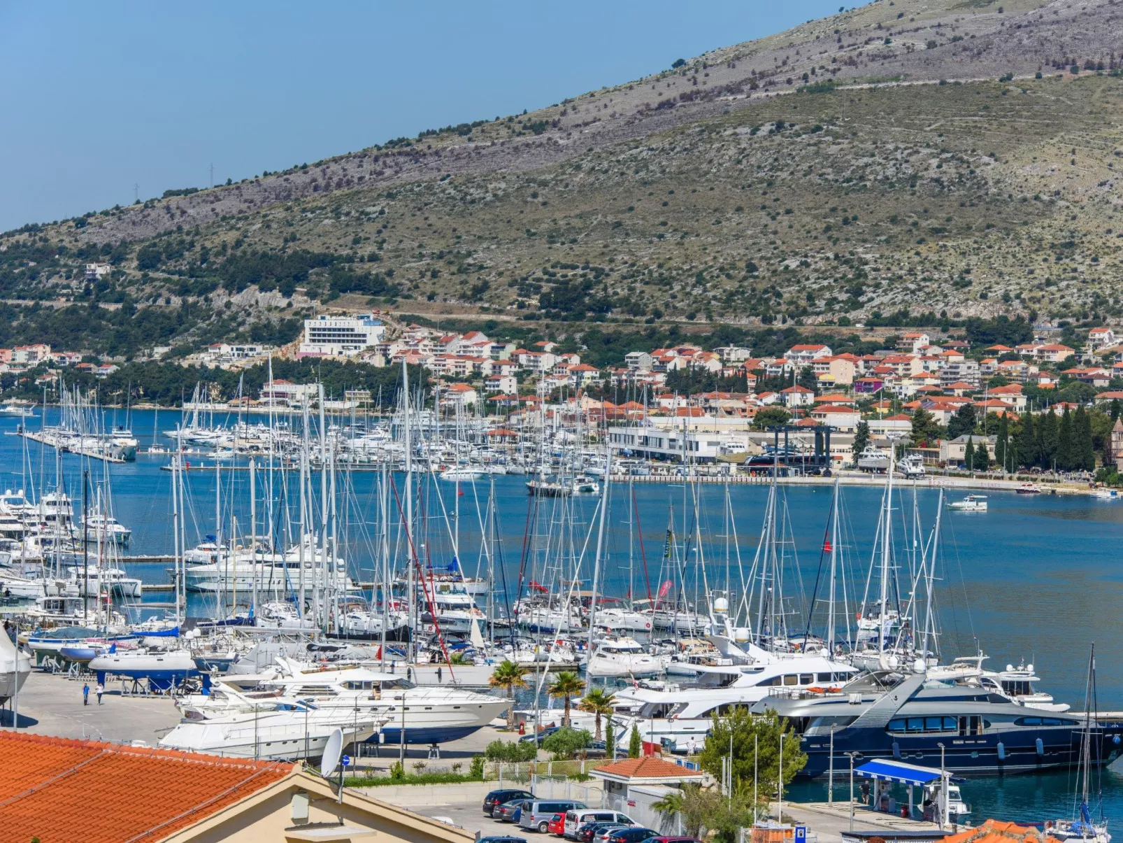 Wohnung mit Blick auf das Wasser-Outside