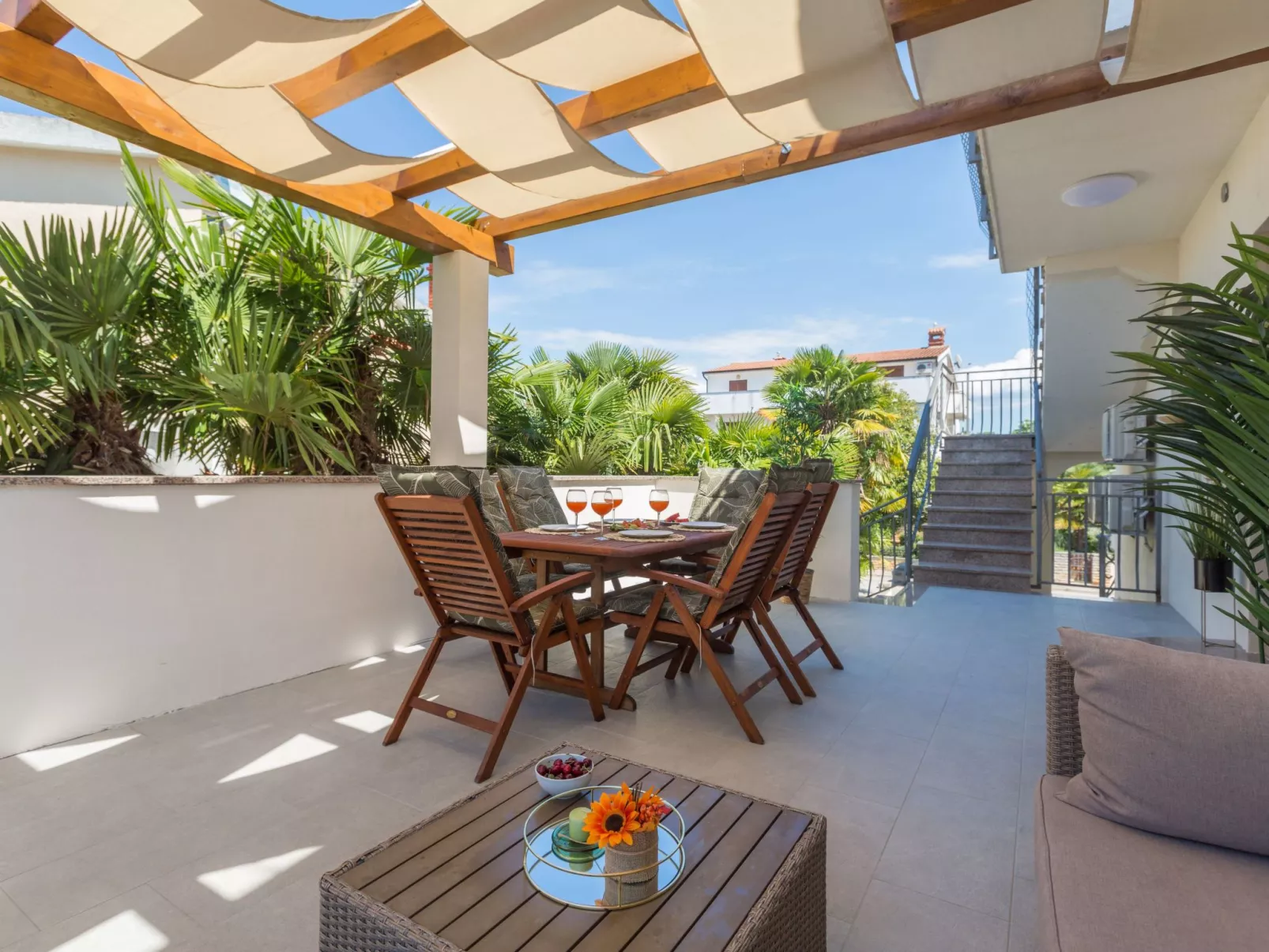 Residence Radovan 3-Drinnen