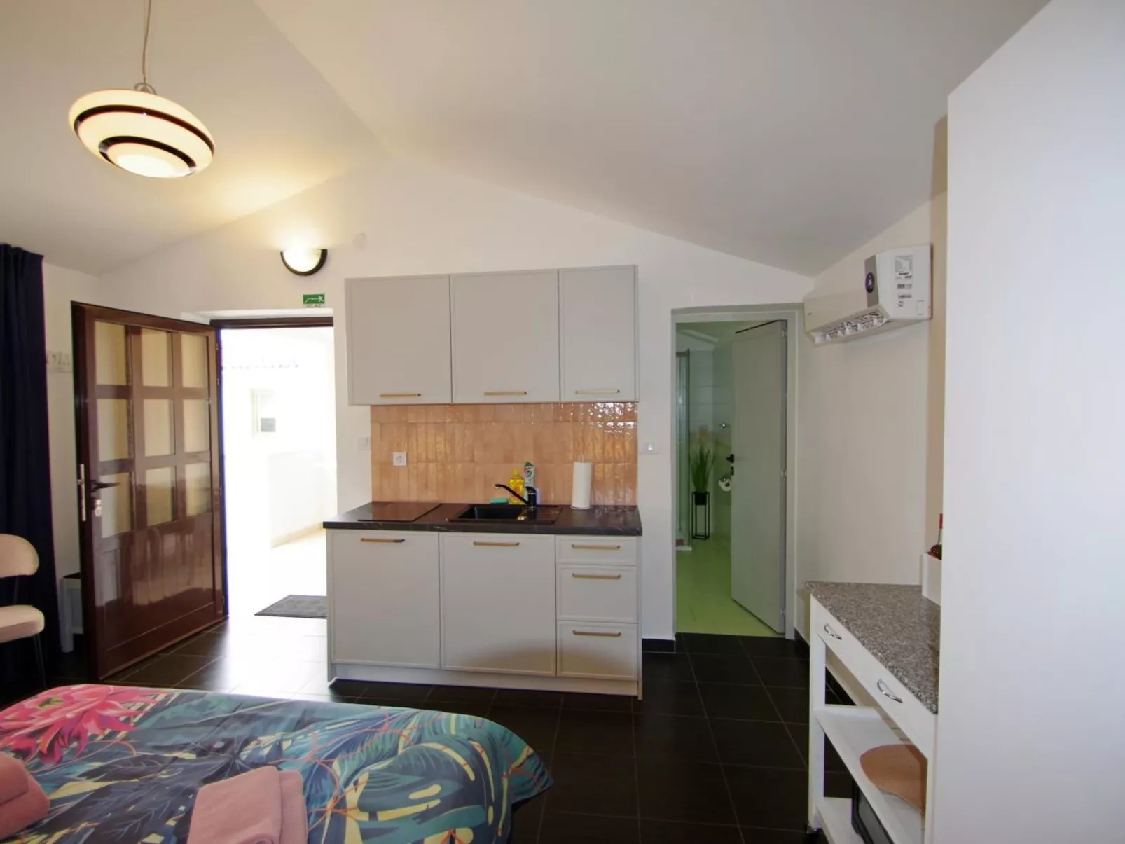 Studio-Wohnung Zara-Dedans