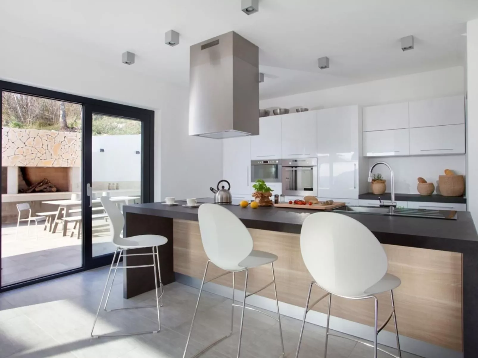 Moderne Villa Arsia mit Pool, gelegen in der Nähe von Labin-Dedans