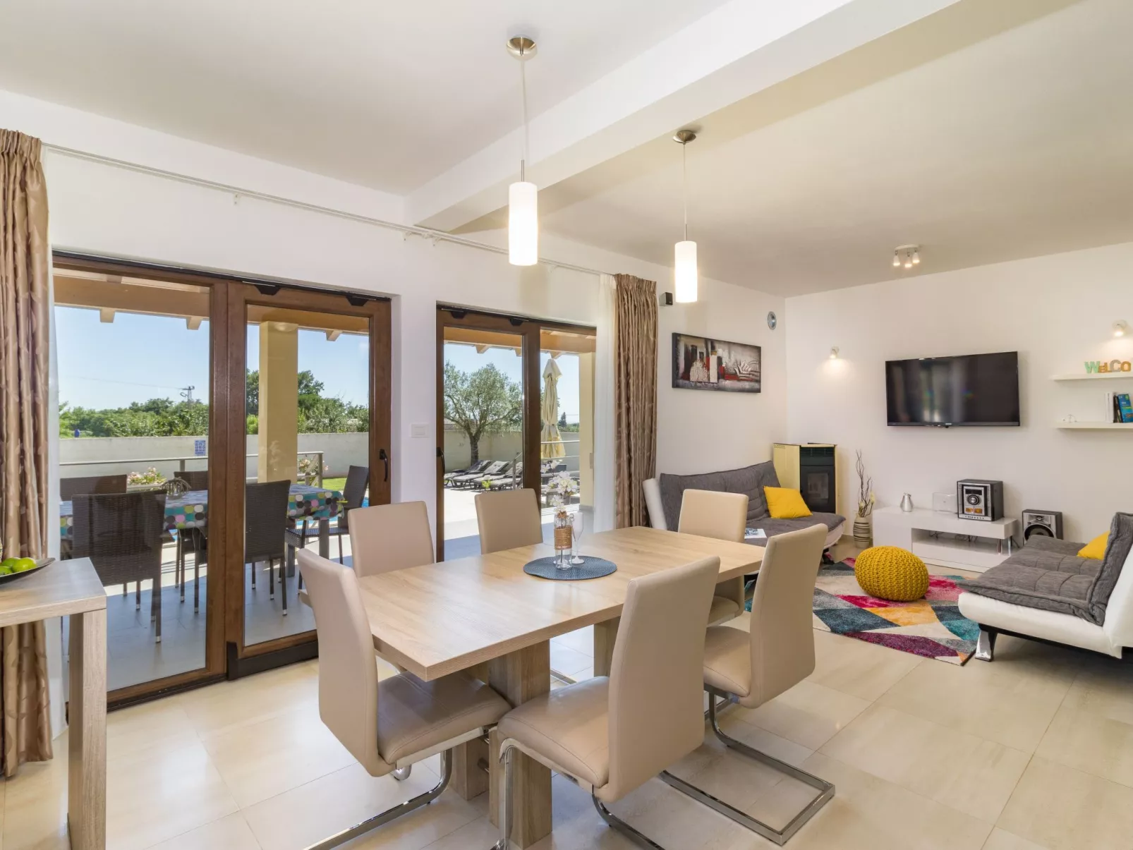 Beeindruckende Luxusvilla mit beheiztem Privatpool-Dedans