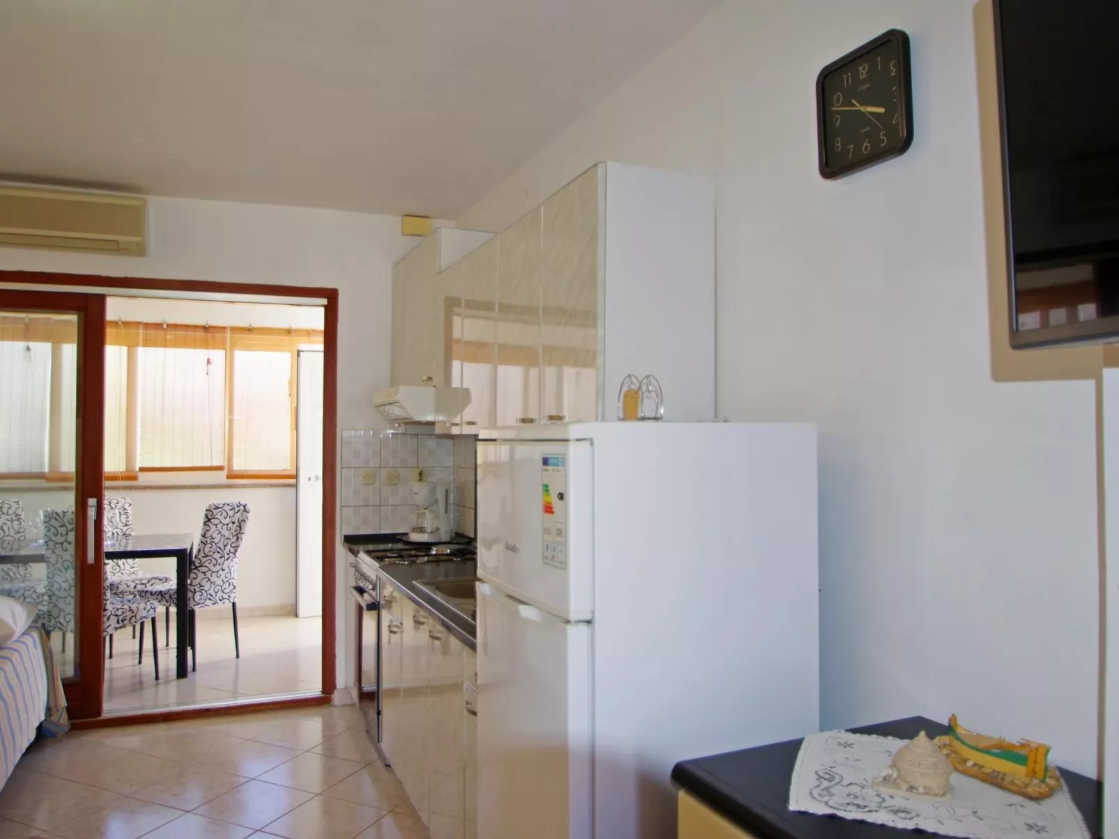 "Rose" mit Terrasse-Dedans