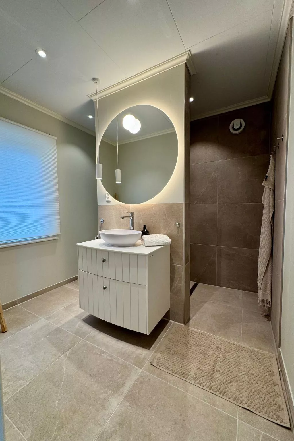 Haus am See Gnötteln-Image-tags.info