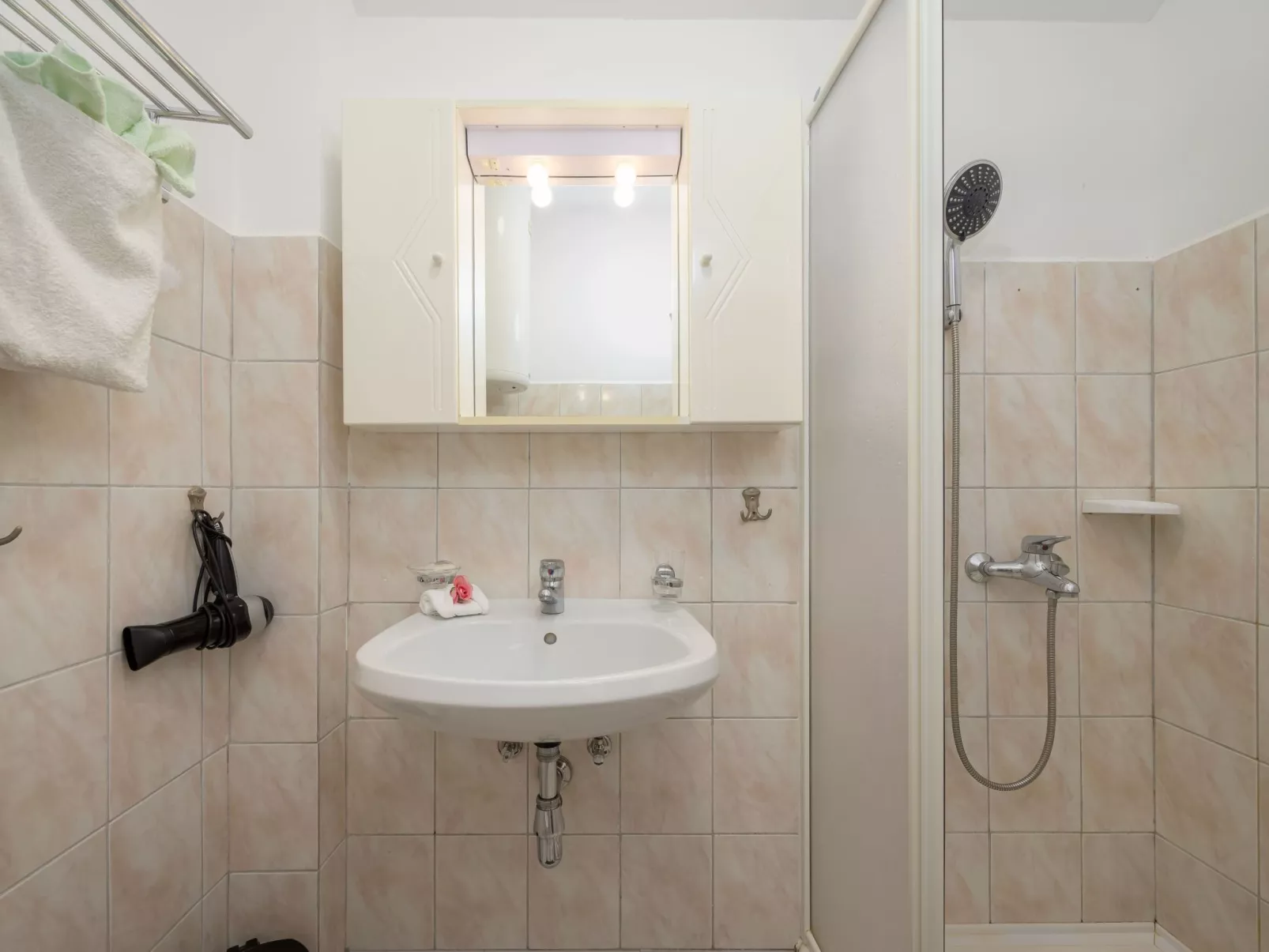 Gemütliche Ferienwohnung 5-Drinnen