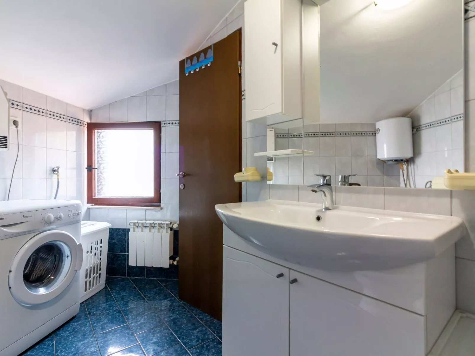 Ferienappartement Edi mit zwei Balkonen-Inside