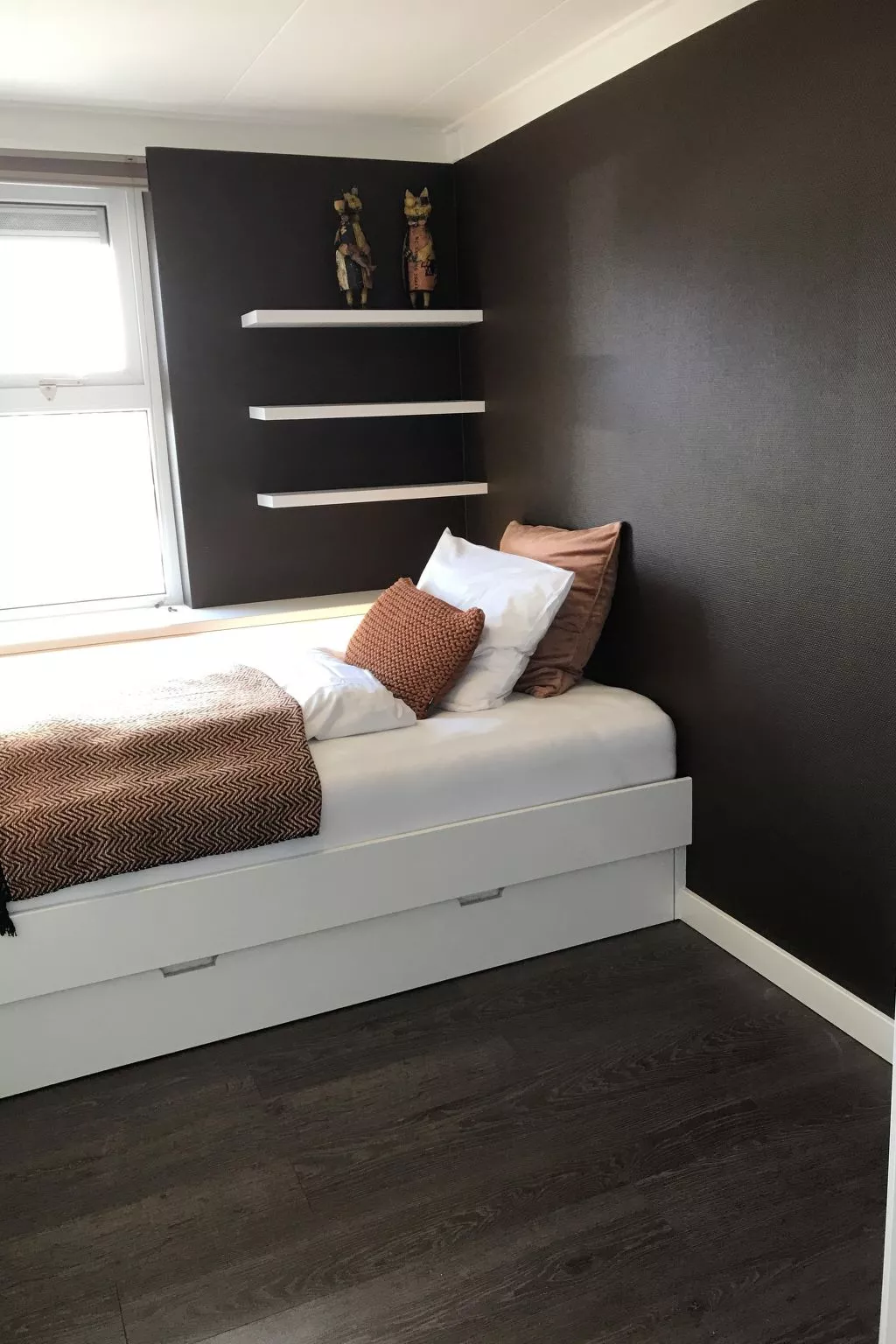 Mit Außen-Sauna und Außen-Whirlpool-Dedans