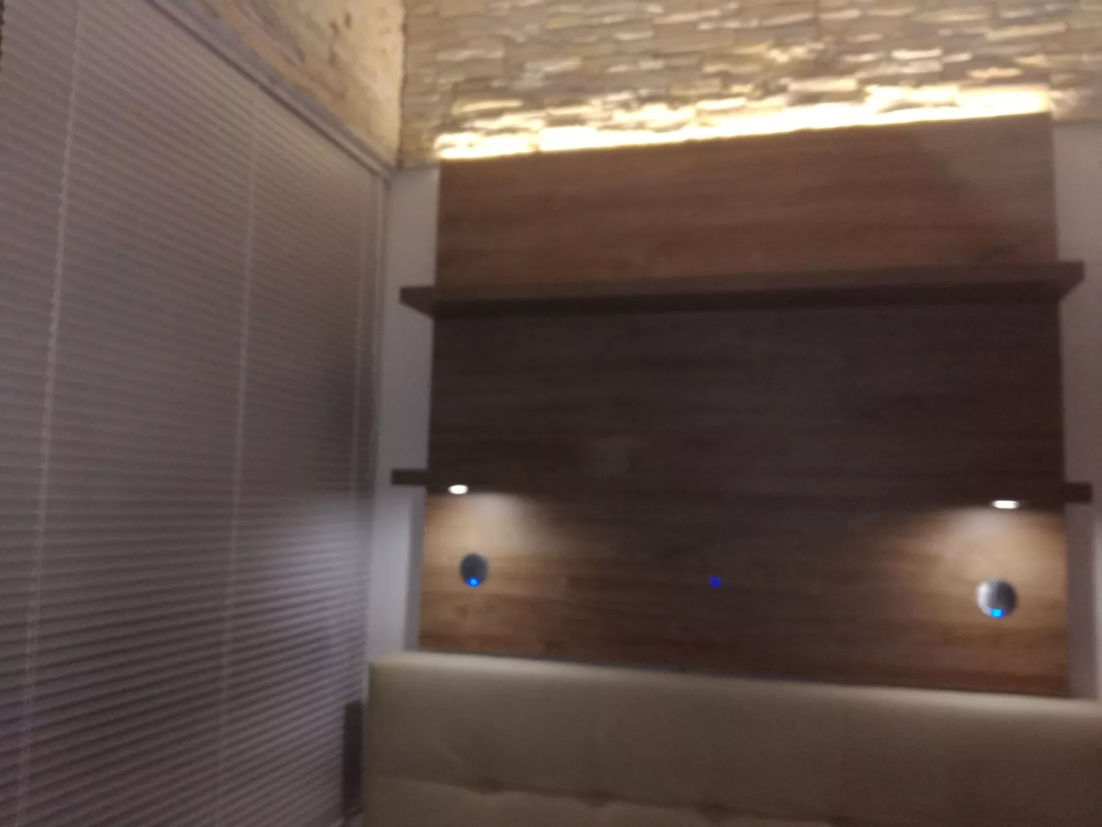 "Villa Petar" mit Infinity Pool-Drinnen