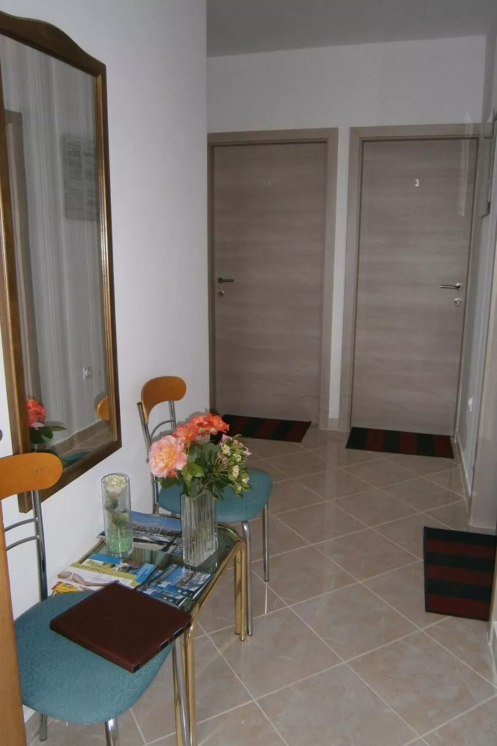 Appartement für 2-3 Personen mit Balkon und Gemeinschaftspool-Drinnen