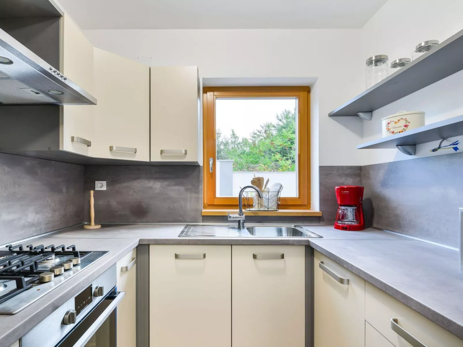 Villa mit Dachterrasse und Pool - Agentur TA Leut-Drinnen